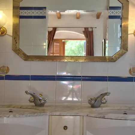 Finca La Tosca * Гиа-де-Исора