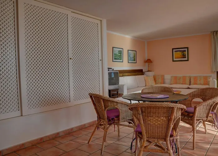 芬卡拉托斯卡公寓